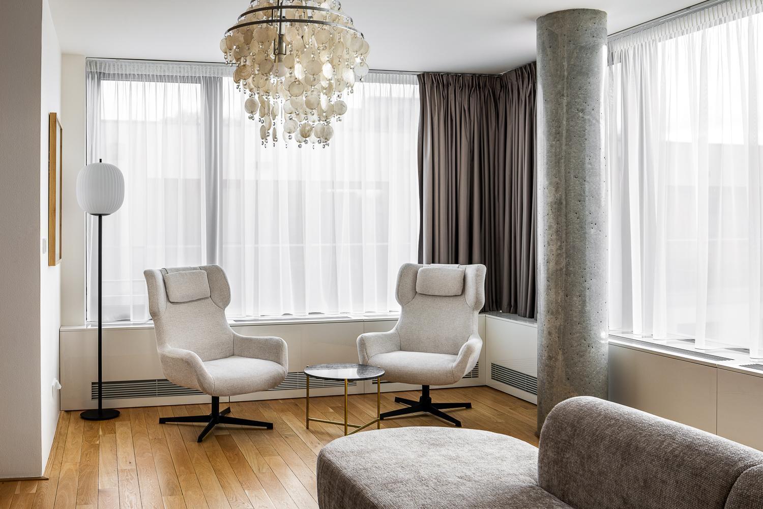 Aparthotel Empirent Karlin 4*