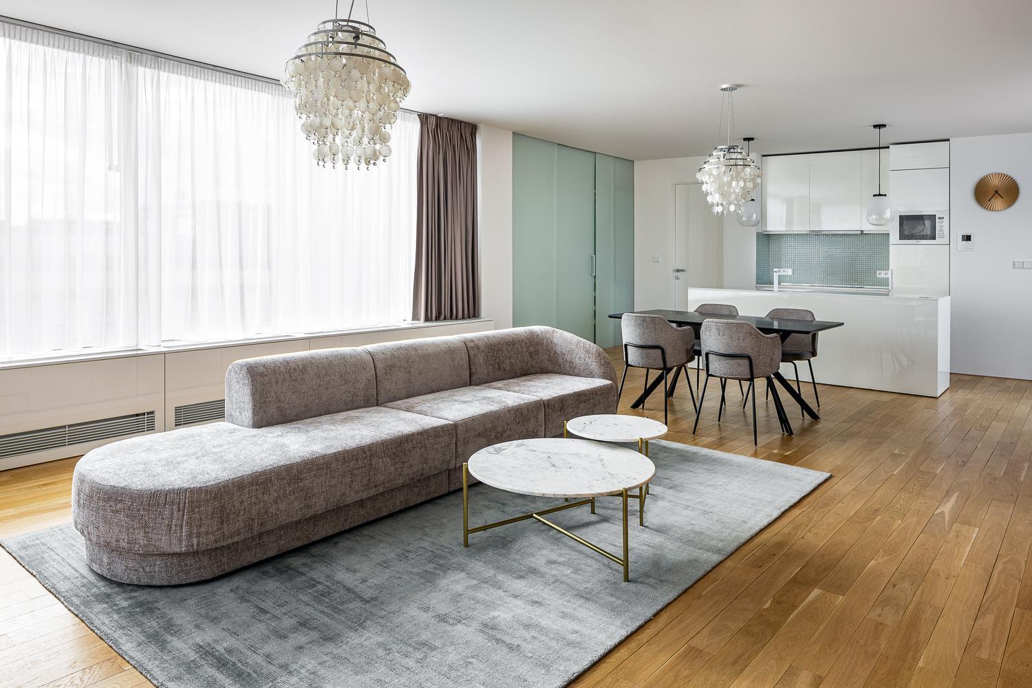 Empirent Karlin Aparthotel