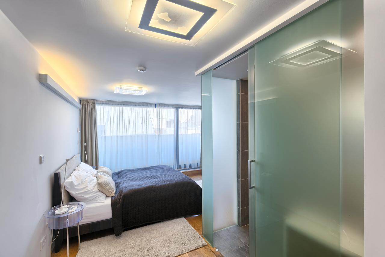 Empirent Karlin Prag